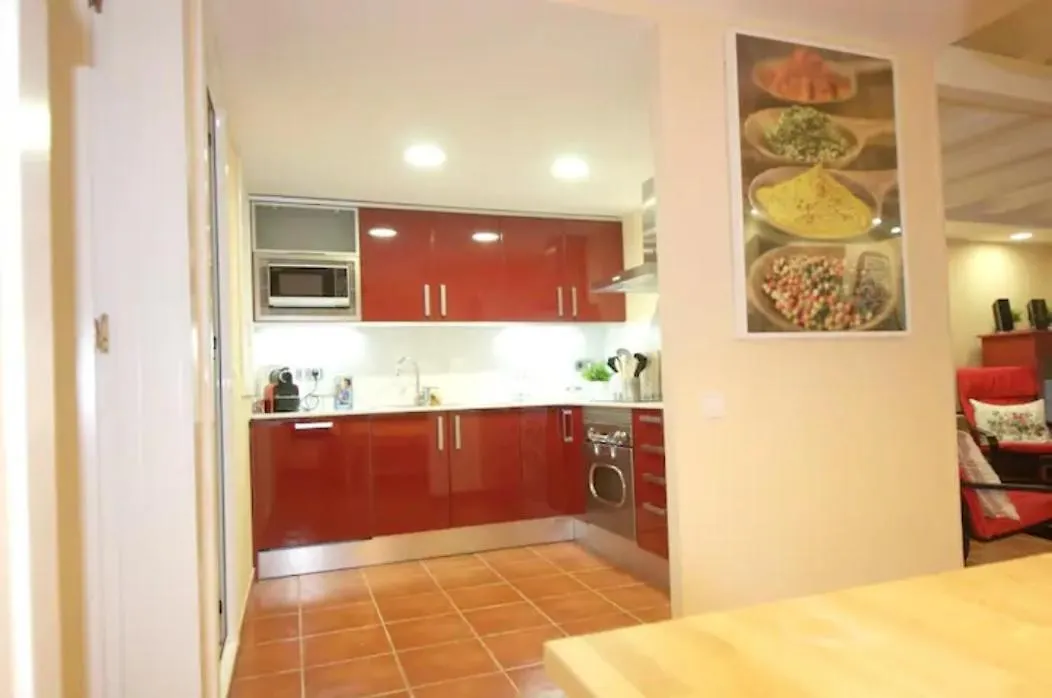 Ramblas Rentals Central Duplex 4Br Terrace Pool Table & Ping Pong バルセロナ 0*,  スペイン