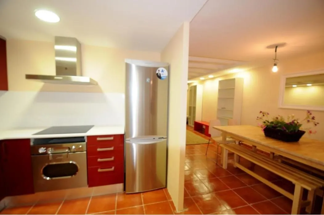 アパート Ramblas Rentals Central Duplex 4Br Terrace Pool Table & Ping Pong バルセロナ スペイン